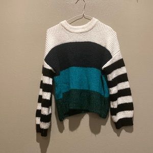 harper heritage sweater, size M